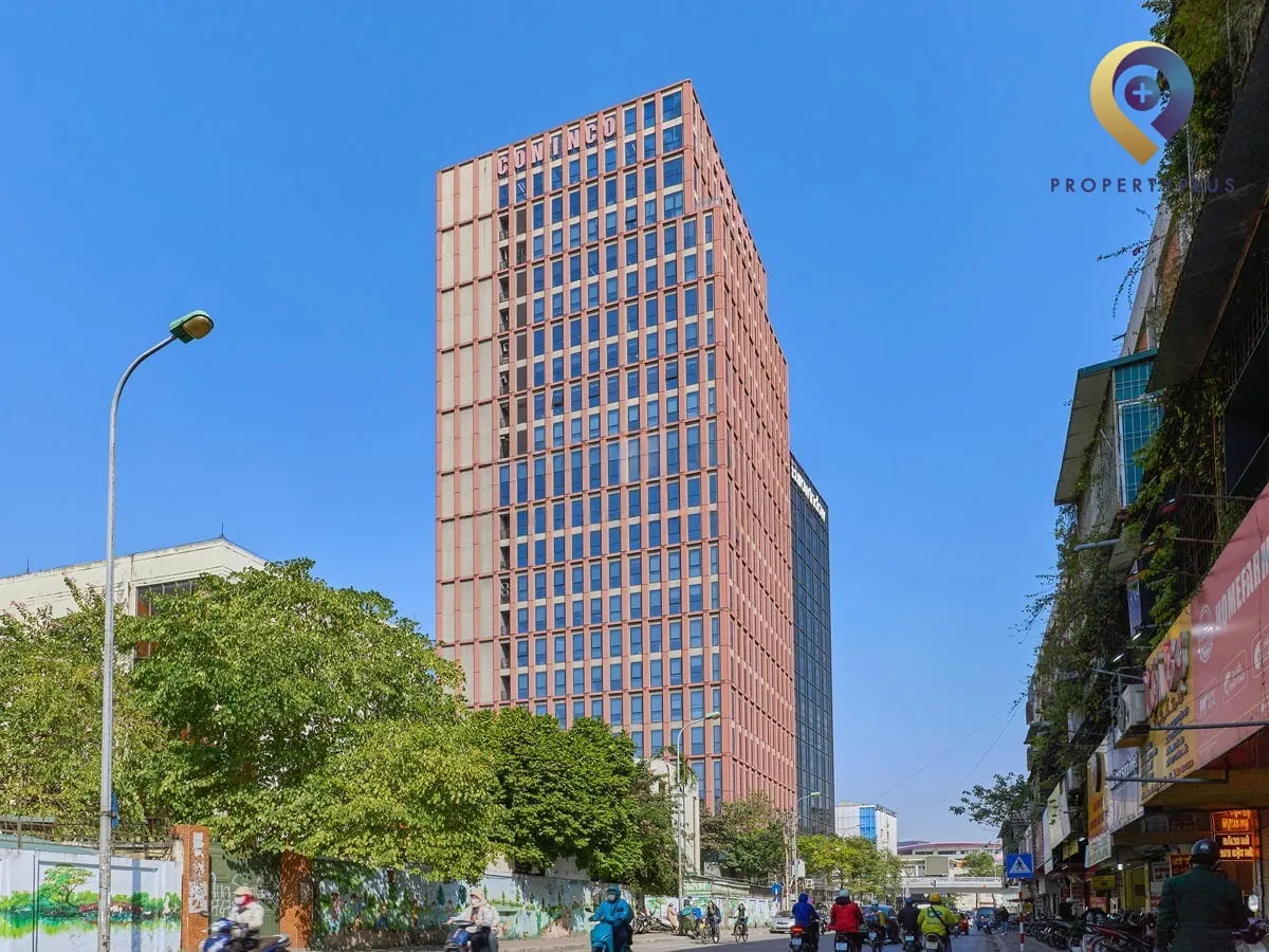 Tòa nhà Coninco Tower nhìn từ phố Tôn Thất Tùng.